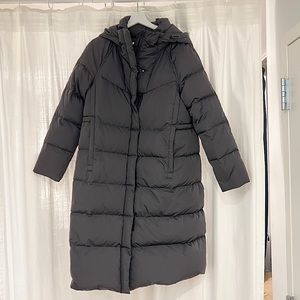 Black long puffer coat